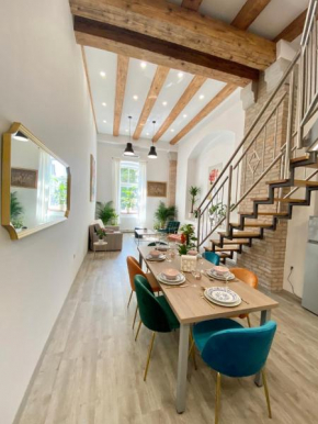 Artsy Central Loft